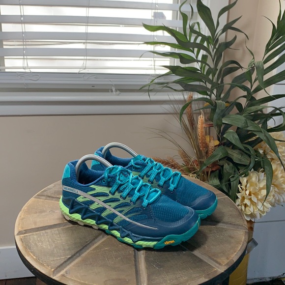 Merrell Shoes - Merrell hiking shoes women’s size 7